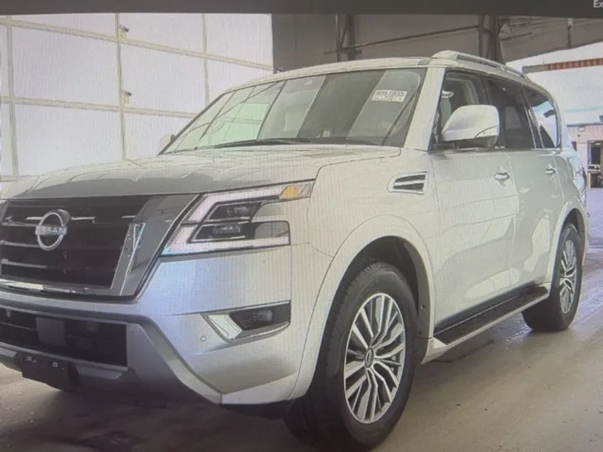 2024 Nissan Armada SL photo 1