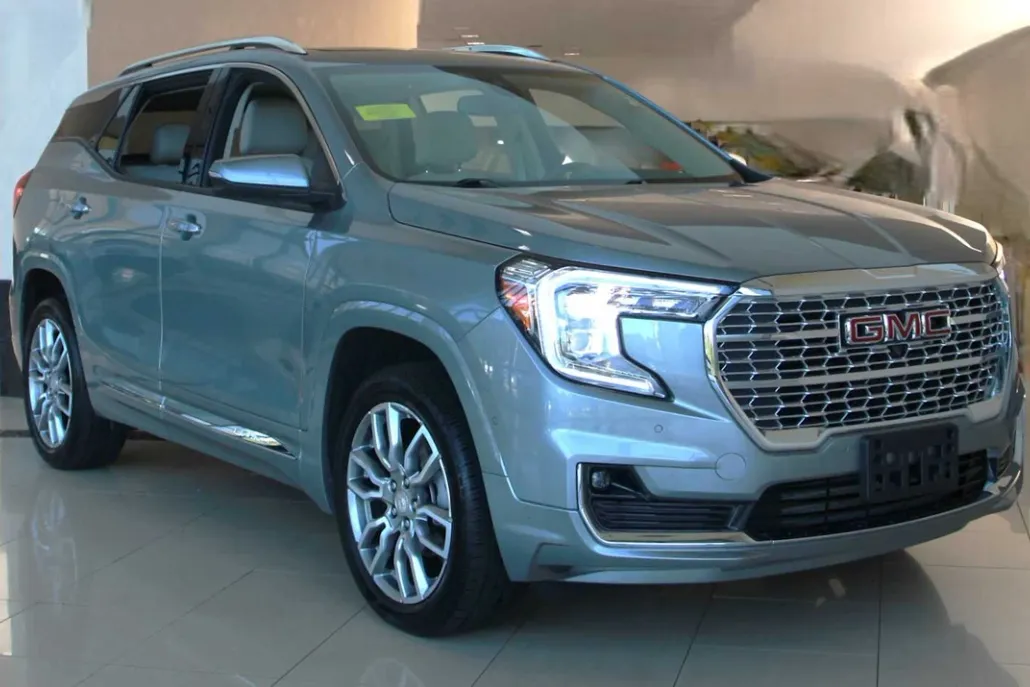 2023 Gmc Terrain Denali photo 1