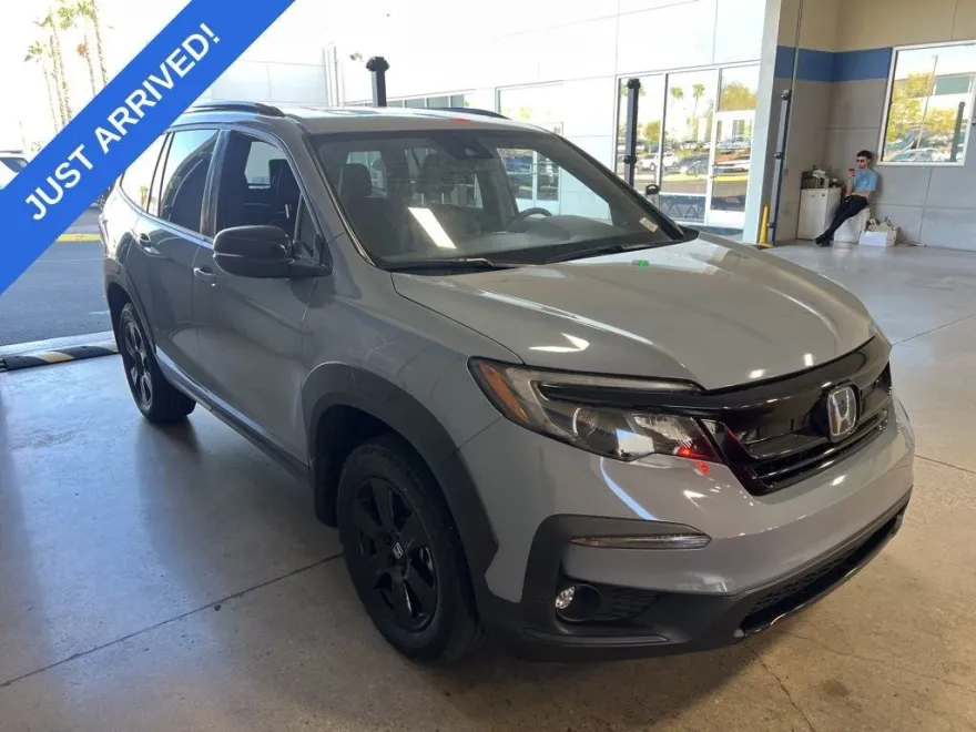2022 Honda Pilot TrailSport photo 1
