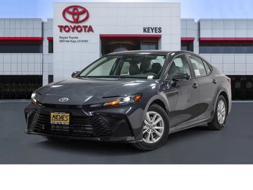 2025 Toyota Camry LE photo 1