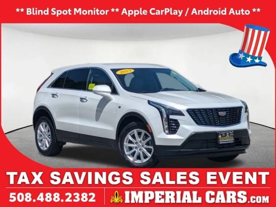 2023 Cadillac XT4 Luxury photo 1