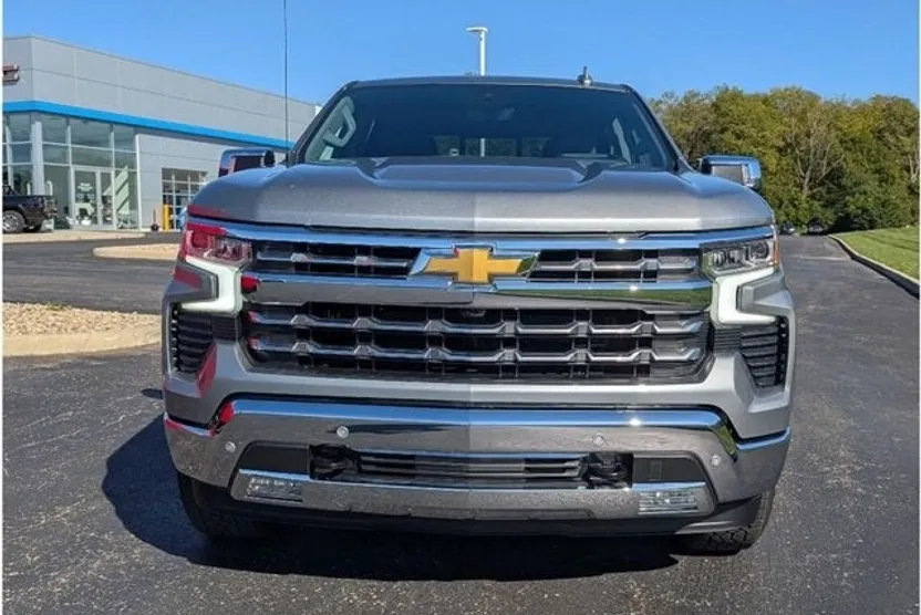 2024 Chevrolet Silverado 1500 LTZ photo 1