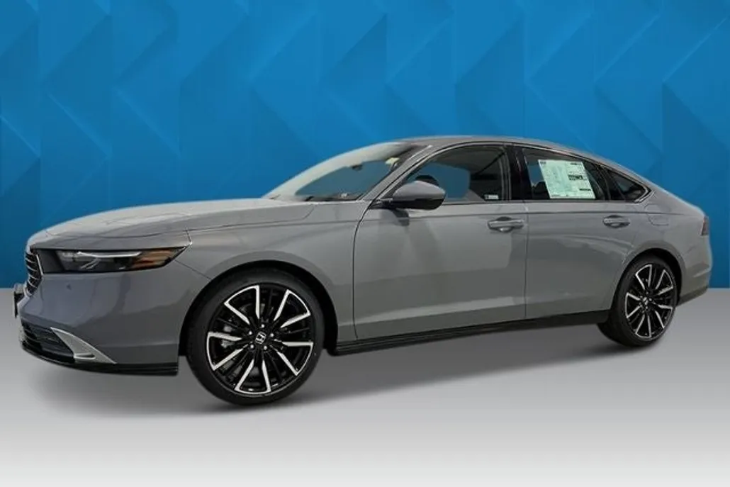 2025 Honda Accord Hybrid Touring photo 1