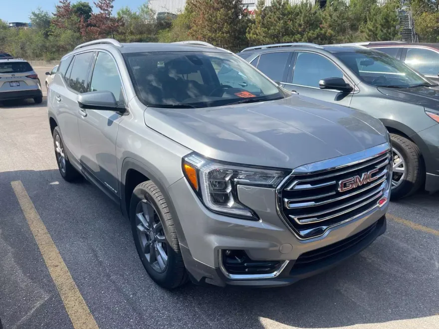 2024 Gmc Terrain SLT photo 1