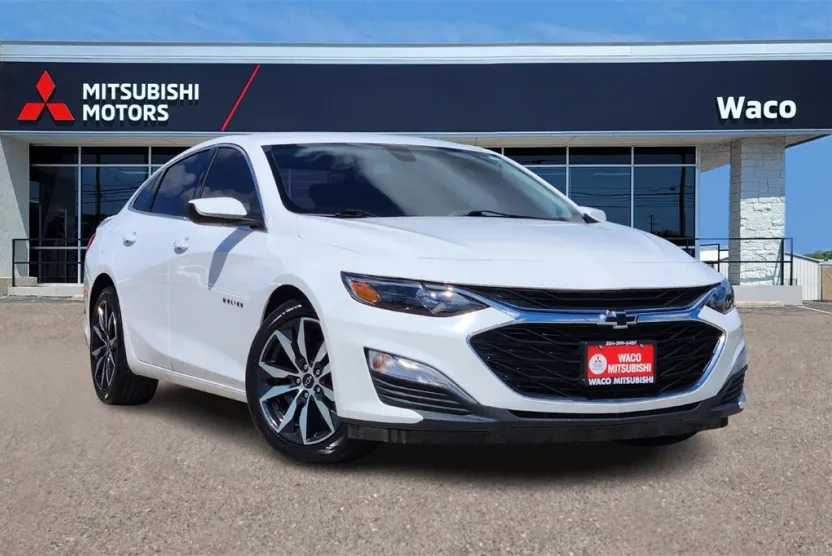 2021 Chevrolet Malibu RS photo 1