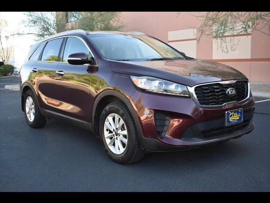 2019 Kia Sorento LX V6 photo 1