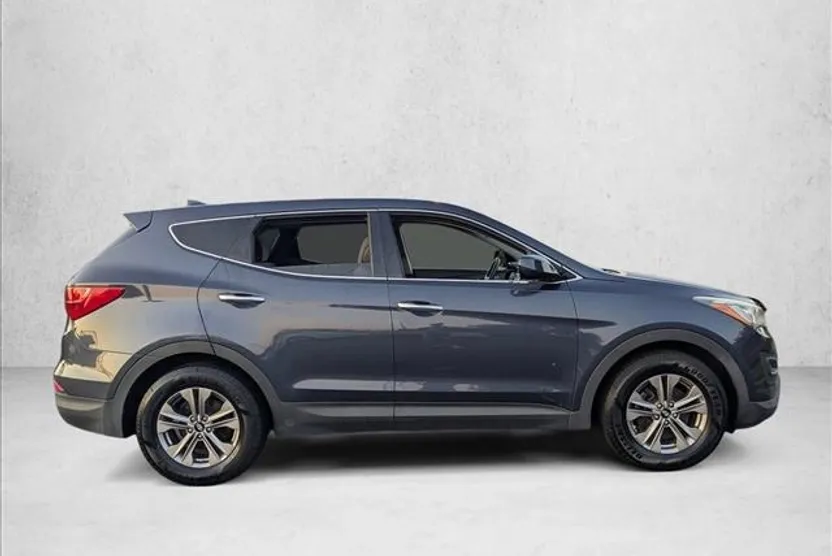 2016 Hyundai Santa Fe Sport Base photo 1