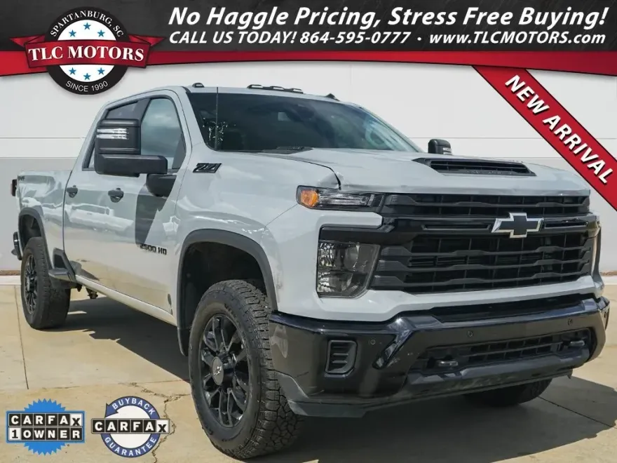 2025 Chevrolet Silverado 2500HD Custom photo 1