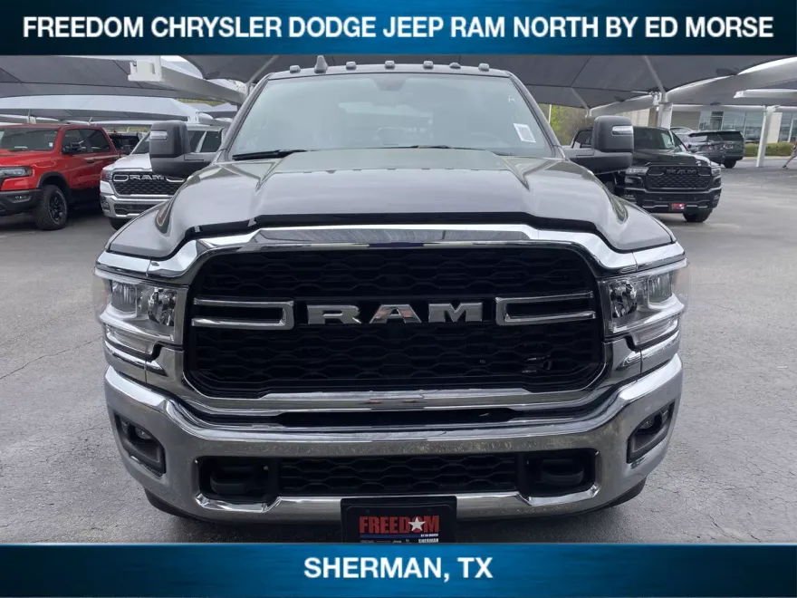 2024 Ram 3500 Tradesman photo 1