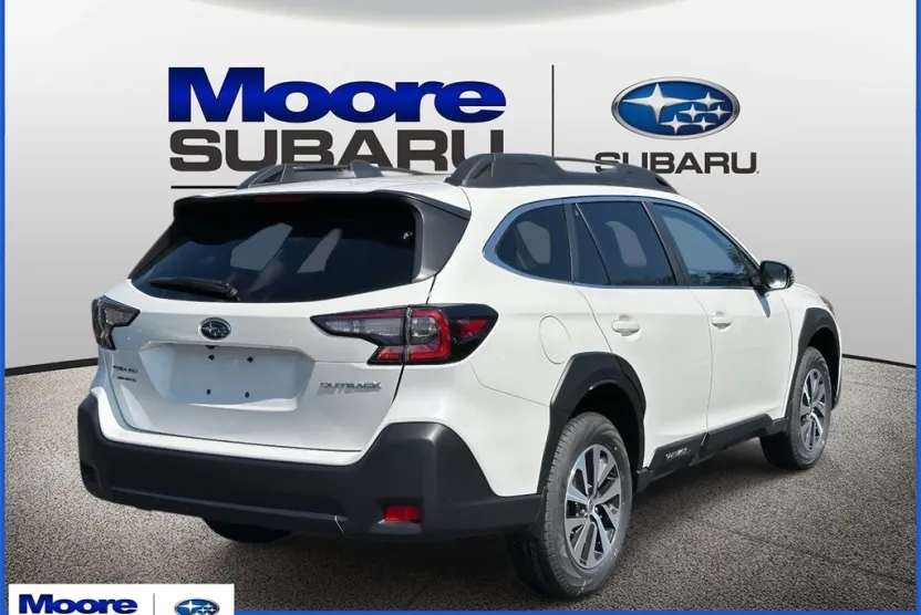 2025 Subaru Outback Premium photo 1