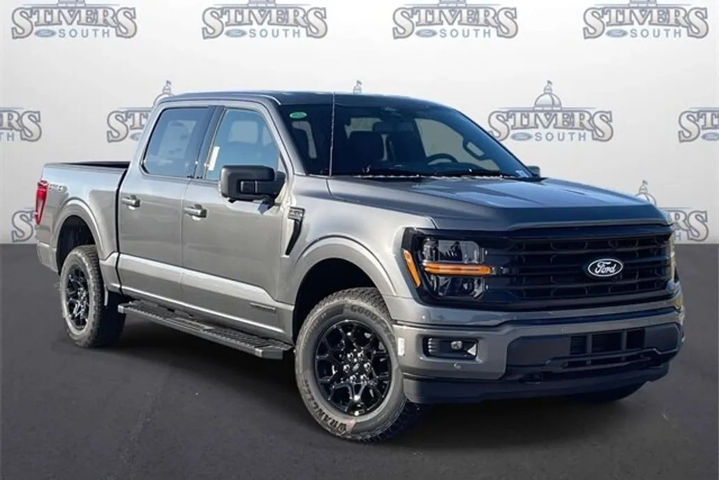2025 Ford F-150 XLT photo 1