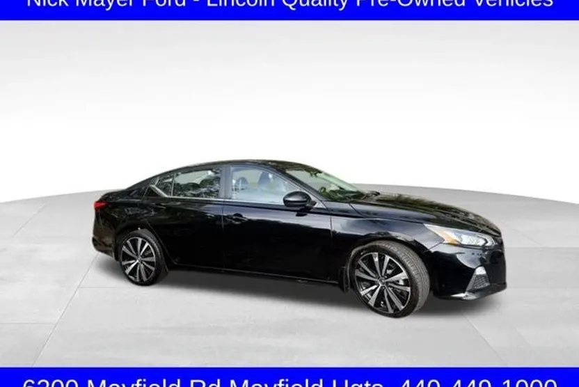 2020 Nissan Altima 2.5 SR photo 1