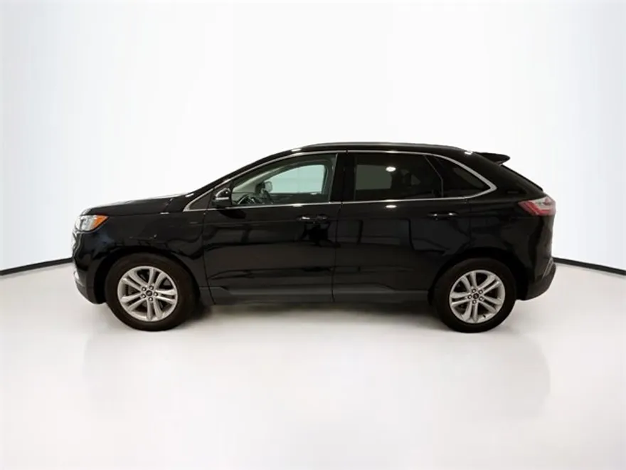 2020 Ford Edge SEL photo 1