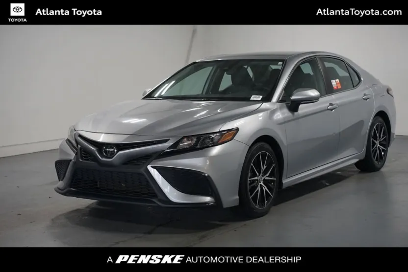 2024 Toyota Camry SE photo 1