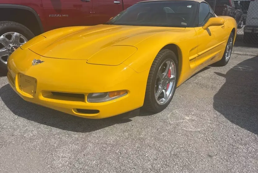 2003 Chevrolet Corvette Base photo 1