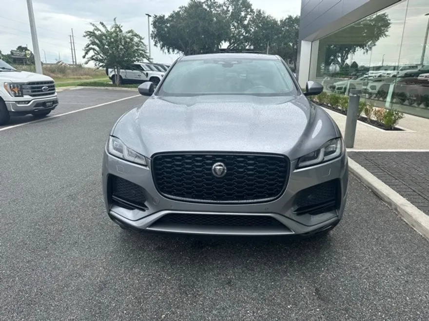 2023 Jaguar F-PACE P250 S photo 1
