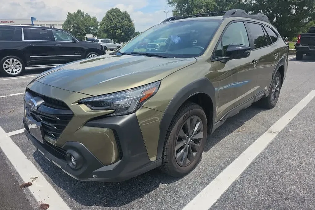 2025 Subaru Outback Onyx Edition photo 1