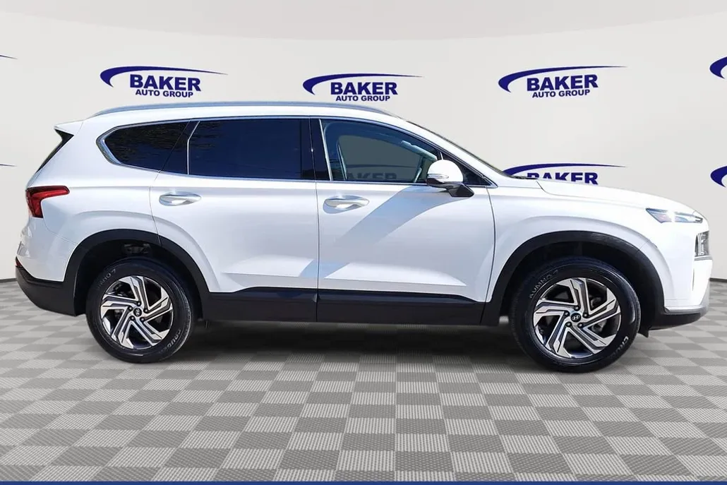 2023 Hyundai Santa Fe SEL photo 1
