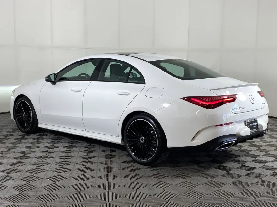 2026 Mercedes Benz CLA 250 4MATIC photo 1