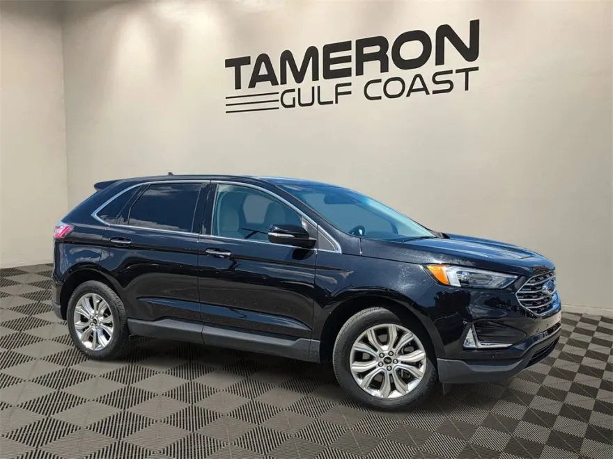 2024 Ford Edge Titanium photo 1