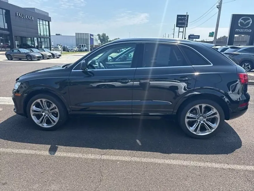 2016 Audi Q3 Premium Plus photo 1