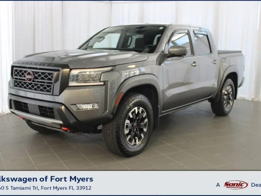 2023 Nissan Frontier Crew Cab PRO-4X photo 1