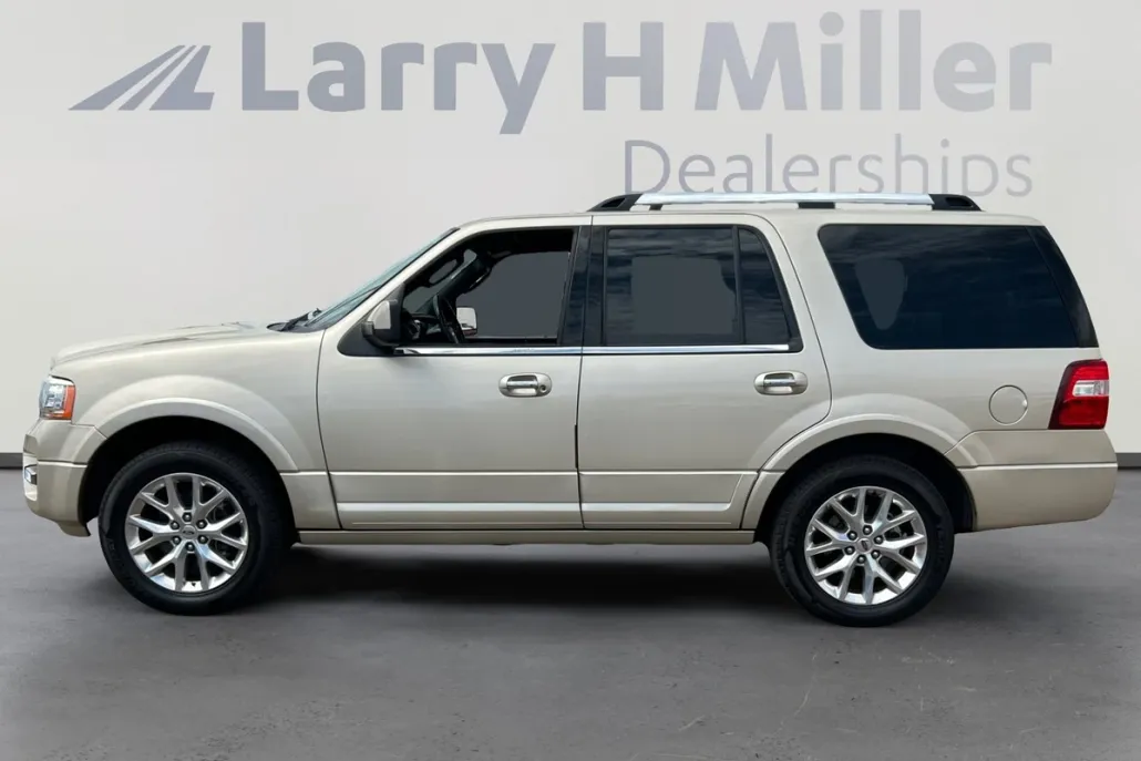 2017 Ford Expedition Limited photo 1