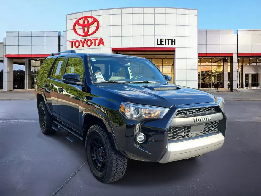 2023 Toyota 4Runner TRD Premium photo 1