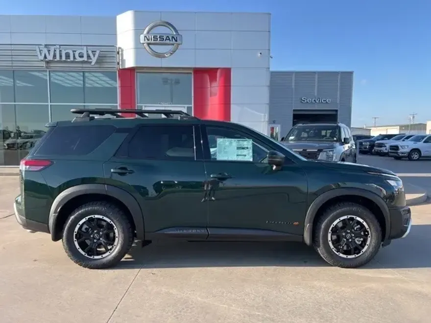 2025 Nissan Pathfinder Rock Creek photo 1