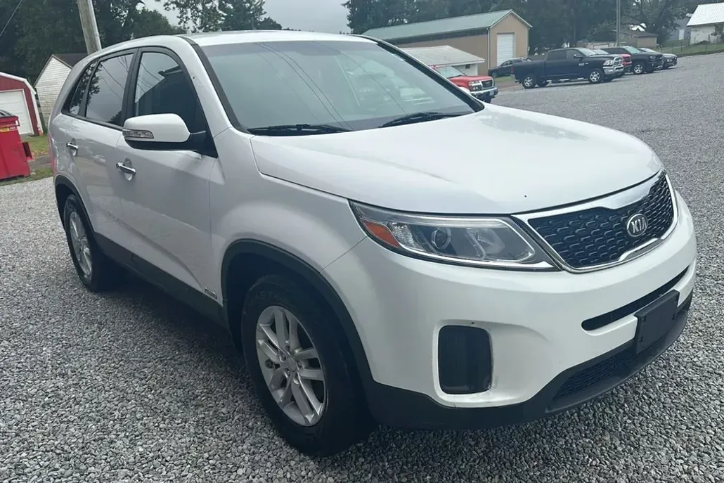 2014 Kia Sorento LX photo 1