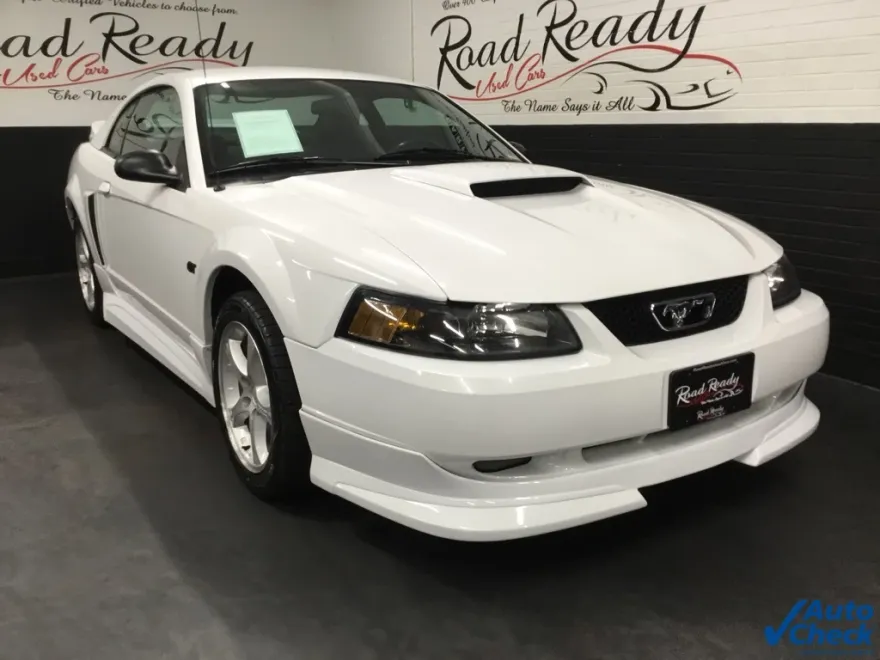 2002 Ford Mustang GT photo 1