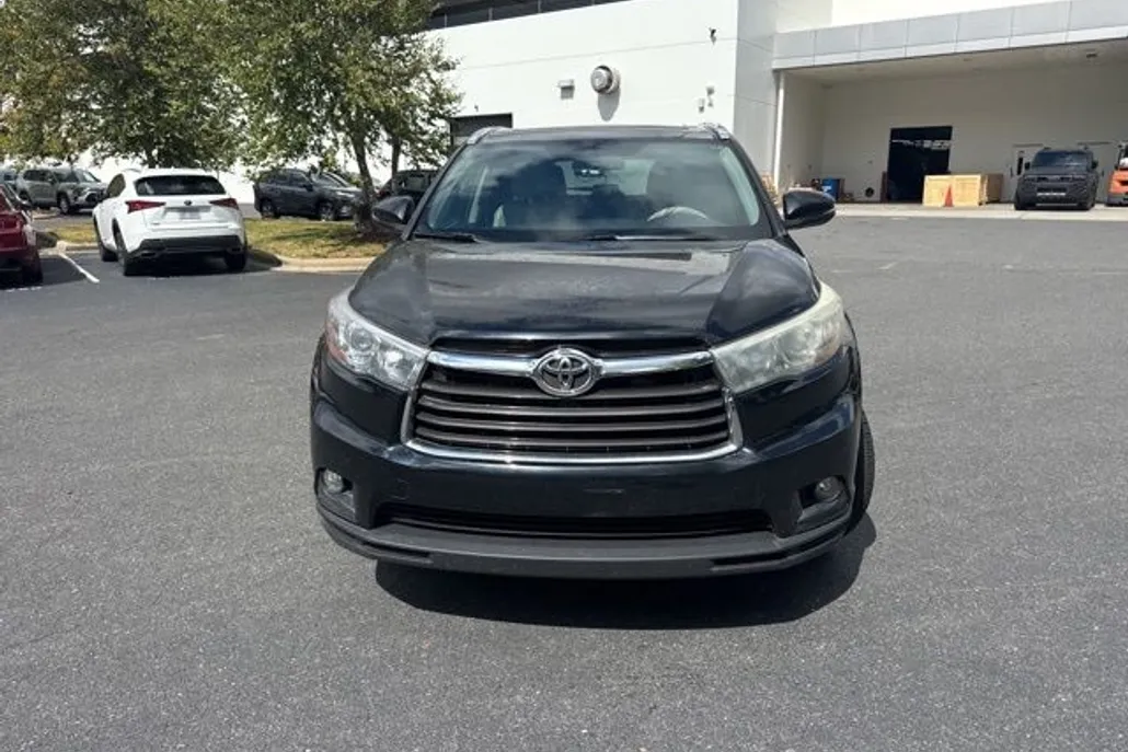 2015 Toyota Highlander XLE photo 1