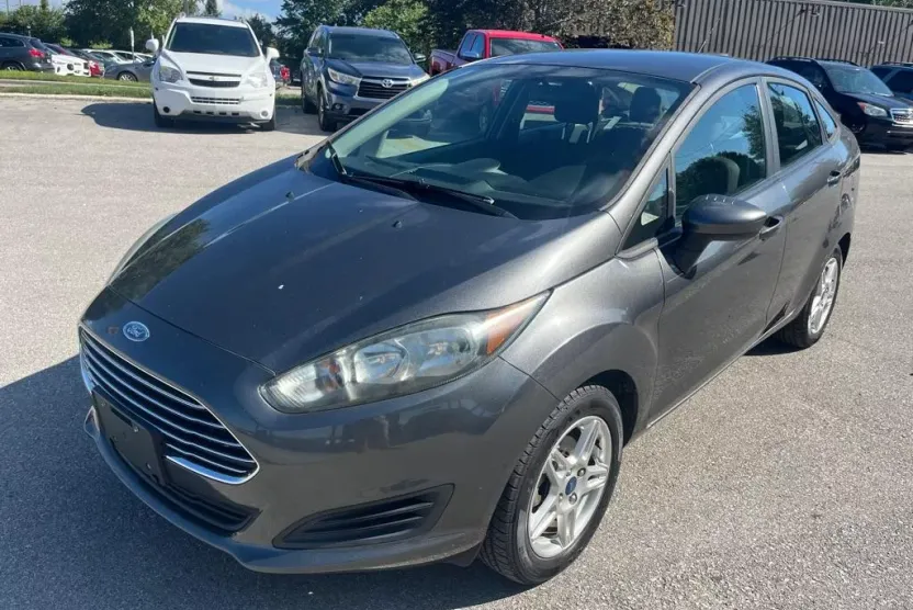 2019 Ford Fiesta SE photo 1