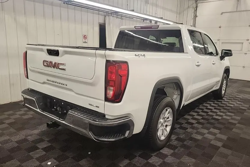 2023 Gmc Sierra 1500 SLE photo 1