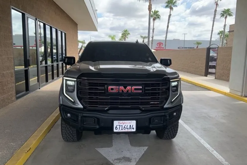 2024 Gmc Sierra 1500 AT4X photo 1