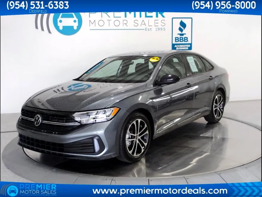 2023 Volkswagen Jetta Sport photo 1