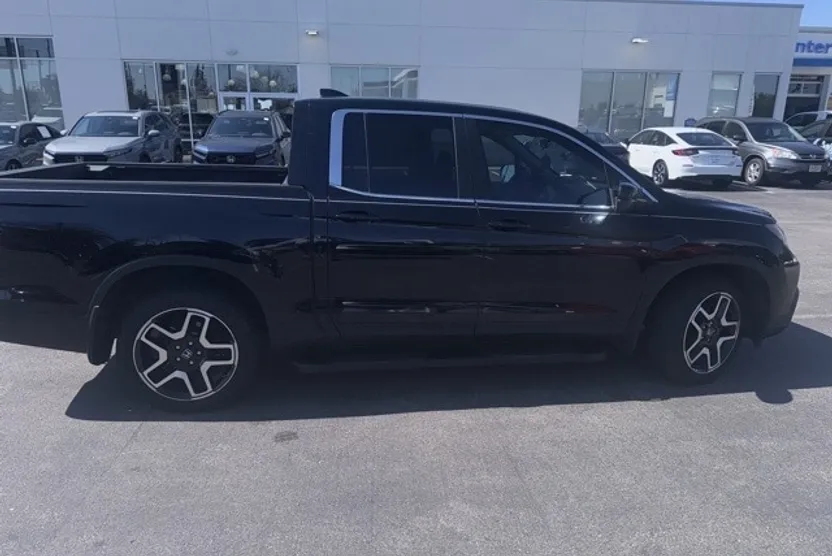 2019 Honda Ridgeline RTL photo 1