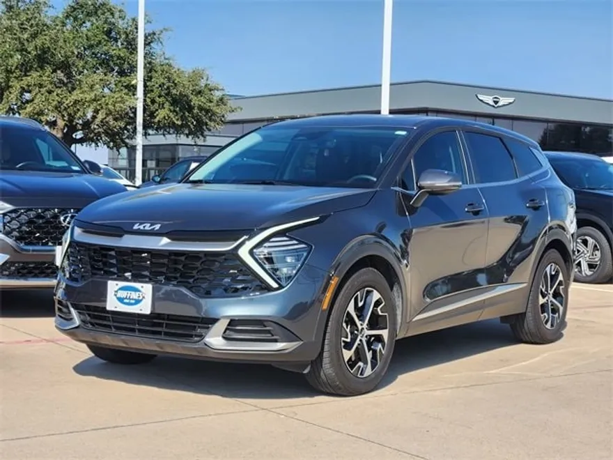 2024 Kia Sportage EX photo 1
