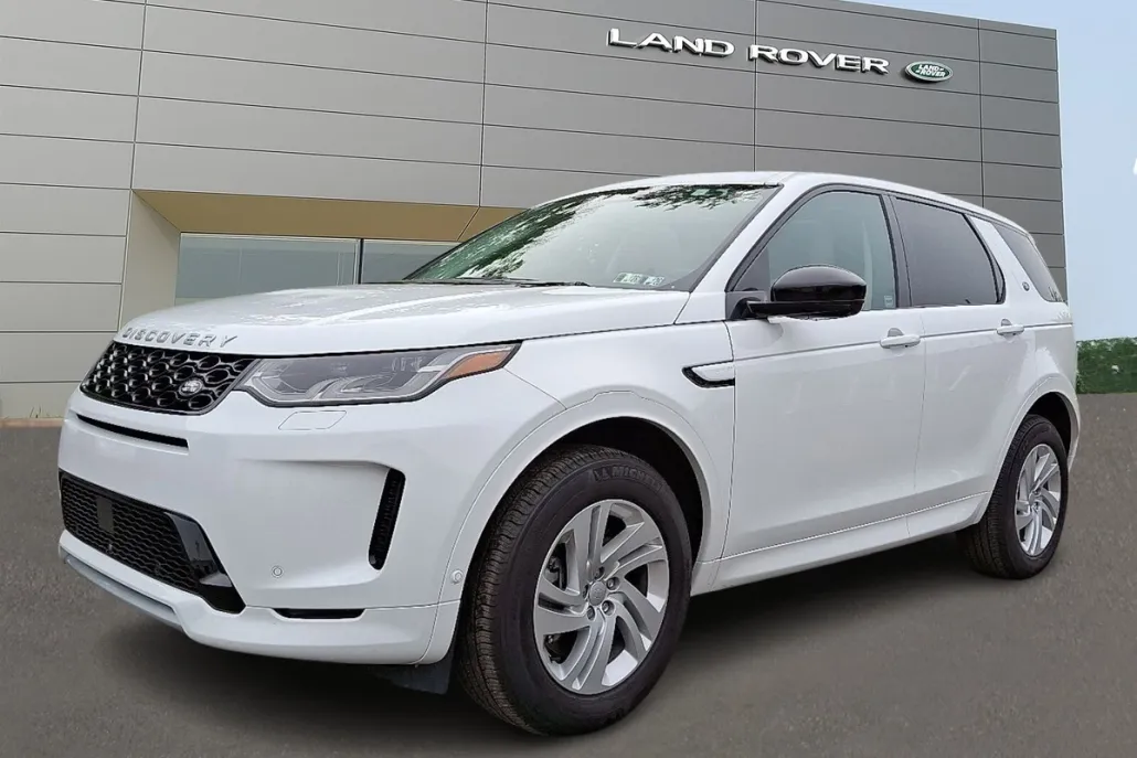 2024 Land Rover Discovery Sport S photo 1