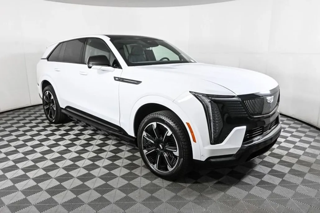 2025 Cadillac Escalade IQ Sport photo 1