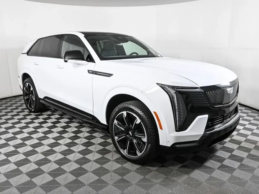 2025 Cadillac Escalade IQ Sport photo 1
