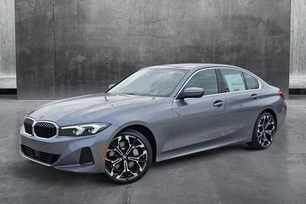 2025 Bmw 330i photo 1