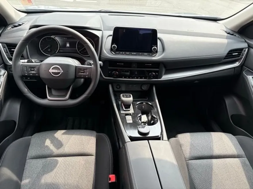 2026 Nissan Rogue SV photo 1