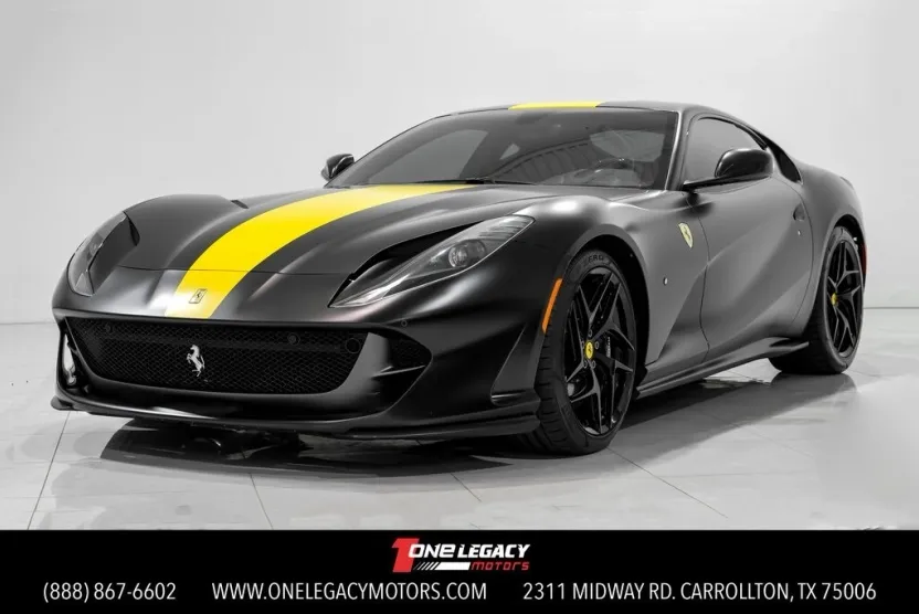2019 Ferrari 812 Superfast photo 1