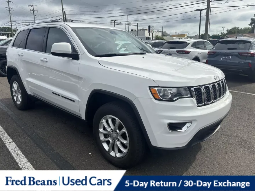 2021 Jeep Grand Cherokee Laredo X photo 1
