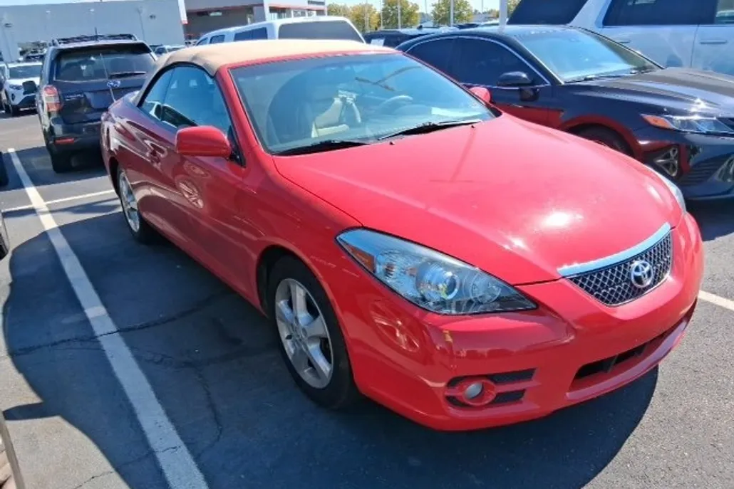 2008 Toyota Camry Solara SLE photo 1