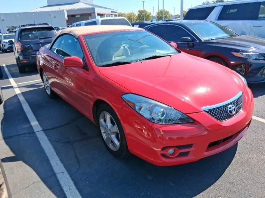 2008 Toyota Camry Solara SLE photo 1