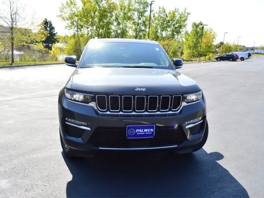 2025 Jeep Grand Cherokee Limited photo 1