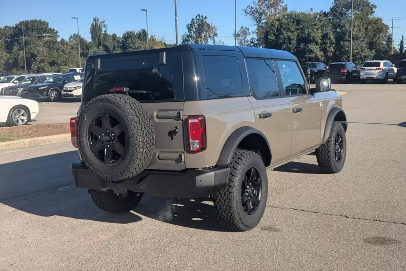 2025 Ford Bronco Big Bend photo 1