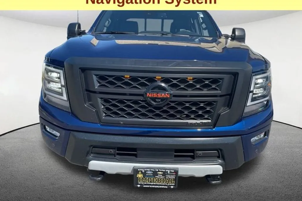 2021 Nissan Titan PRO-4X photo 1